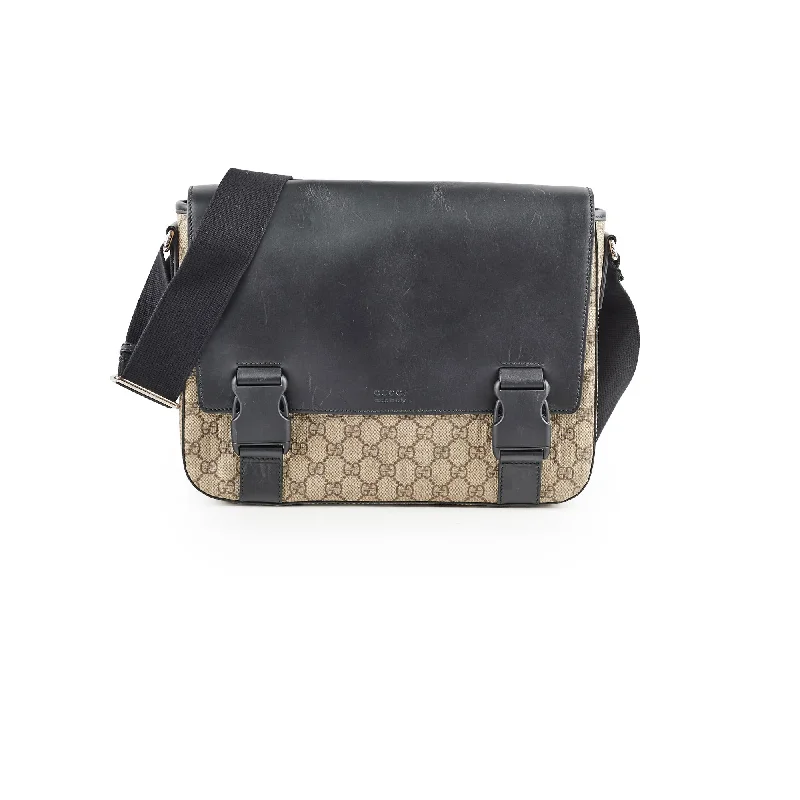 Gucci handbags for women with a beaded trimGucci GG Surpreme Monogram Messenger Bag