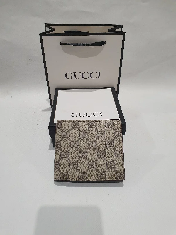 Gucci handbags for women with a beaded trimGucci Wallet (Men)