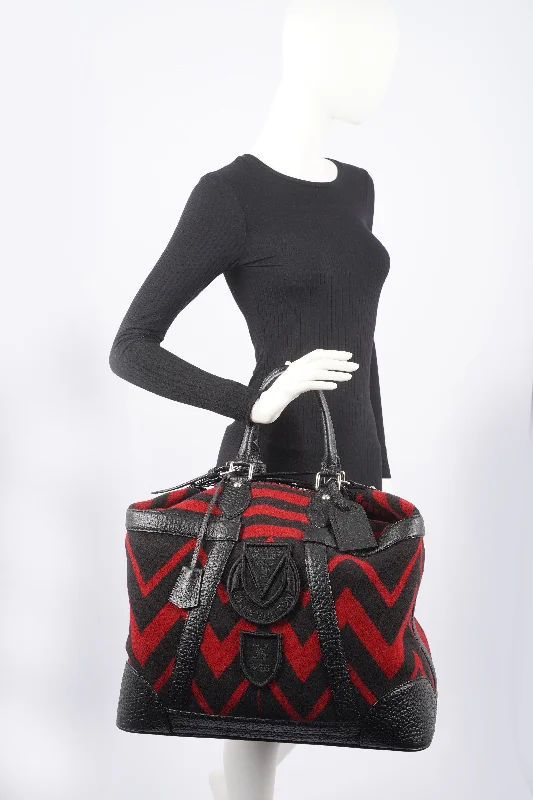 Louis Vuitton bags with a front - zip pocket for small items like keysLouis Vuitton Womens Grimaud Vail Blanket Weekend Bag Black Red