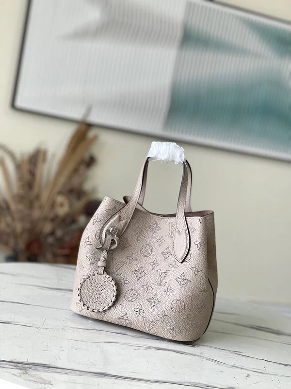 Ladies Louis Vuitton Petite Malle bags in a pastel color for a soft lookBC - LOUIS VUITTON BAGS - 4336