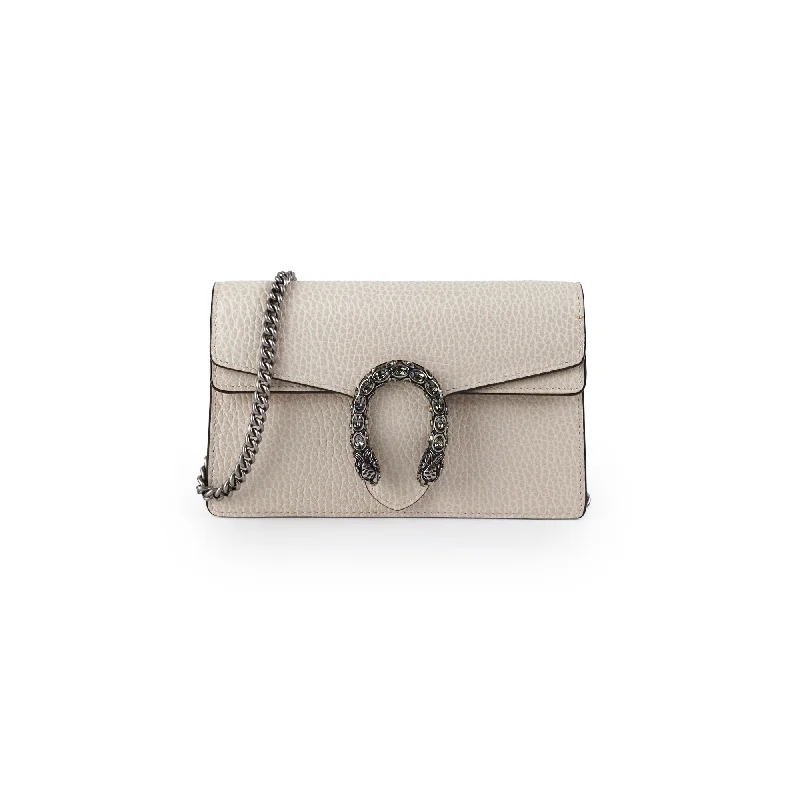 Women Gucci bags with a magnetic snap closure for easy accessGucci Supermini Dionysus Cream