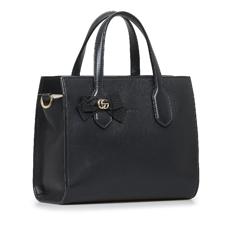 Gucci tote bags for women with a water - resistant coatingGucci GG Ribbon Satchel (SHG-HsBKod)