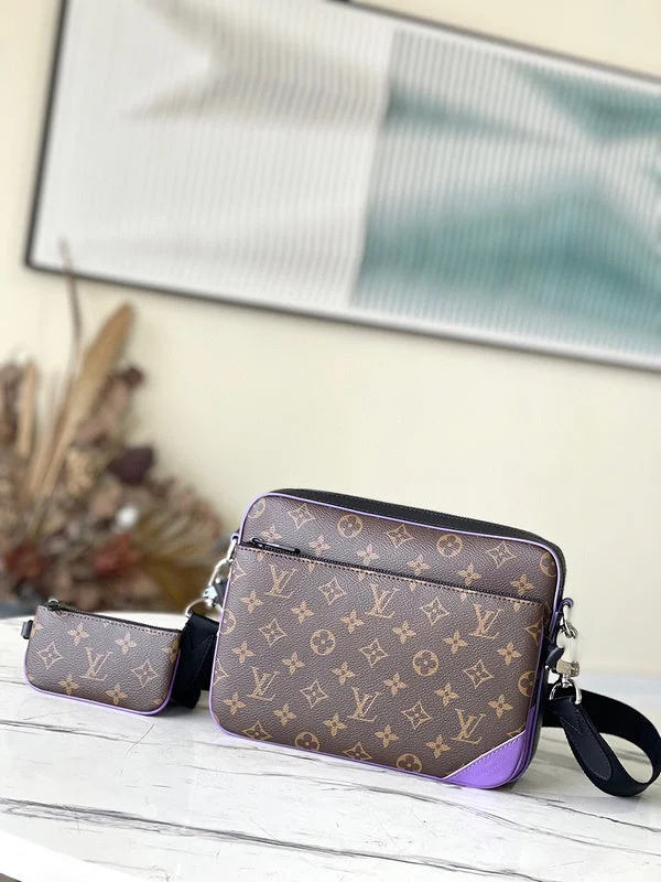 Louis Vuitton tote bags with a printed LV logo on the front for brand visibilityBC - LOUIS VUITTON BAGS - 4704