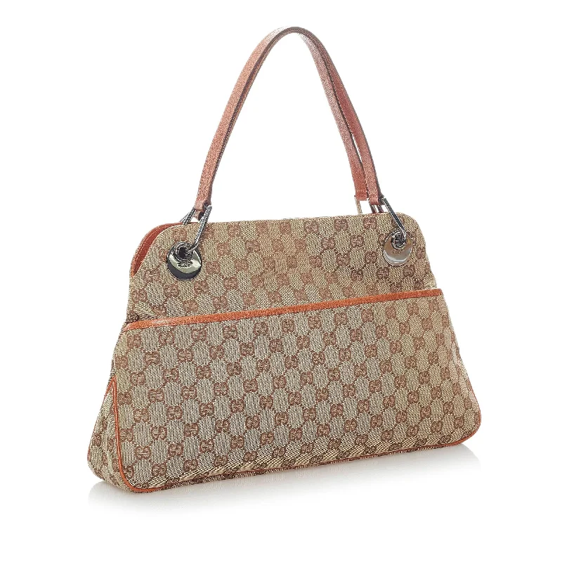 Women Gucci bags with a zip - around closure for securityGucci GG Canvas Eclipse Shoulder Bag (34768)