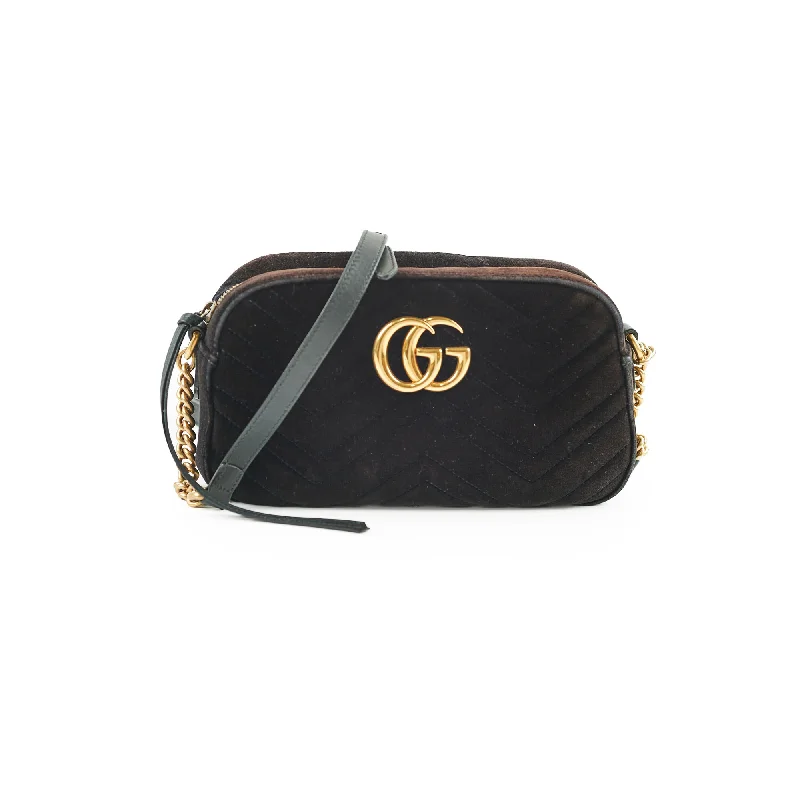 Women Gucci bags with a magnetic snap closure for easy accessGucci Marmont Velvet Bag Black Small