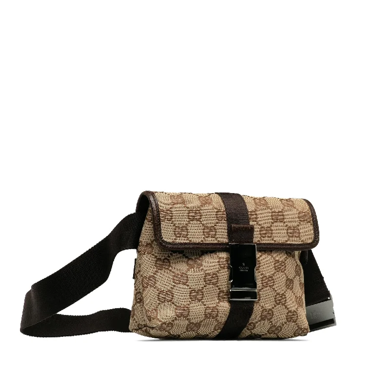 Gucci tote bags for women with a printed Gucci logoGucci GG Canvas Belt Bag (3g0Ip3)