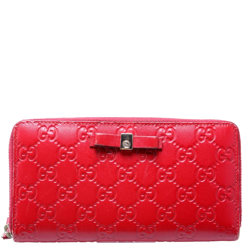 Women Gucci bags with a front - flap pocket for quick - access itemsBow Zip Around Wallet Guccissima