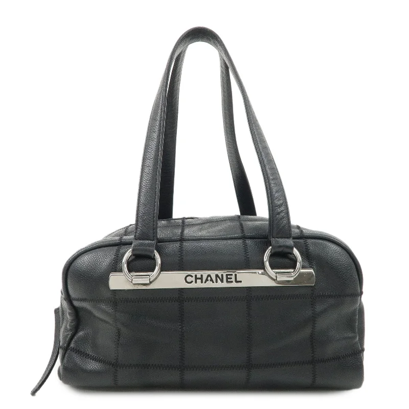 Chanel Medium Tote Bag for Office LadiesChanel Chocolate Bar Caviar Skin Mini Boston Bag A26135