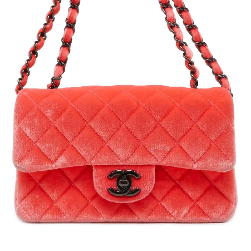 Chanel Limited Edition Handbag for CollectorsCHANEL Matelasse ChainShoulder Bag Pink A69900 Velour