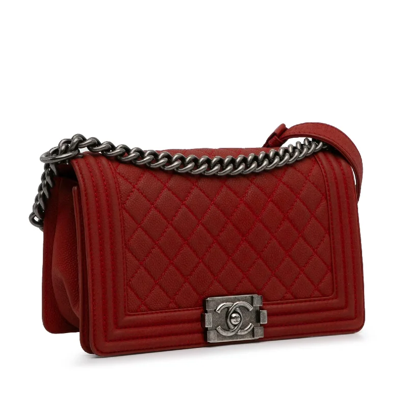 Chanel All - Match Handbag for Versatile StylingChanel Medium Caviar Boy Flap Bag (PUBDTr)