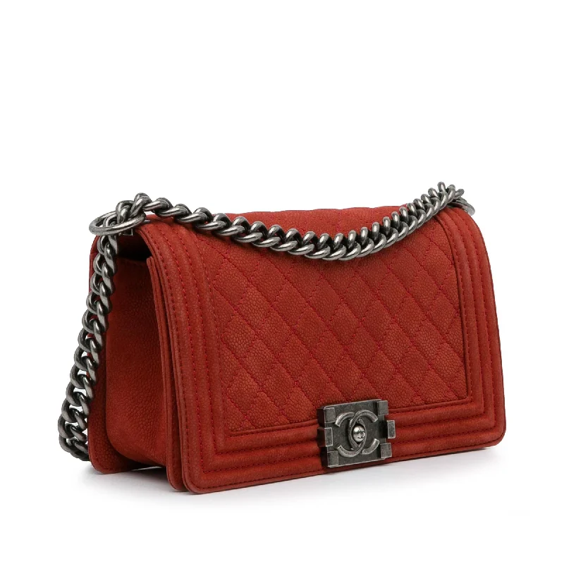 Chanel Quilted Leather Shoulder Bag for FashionistasChanel Medium Caviar Boy Flap Bag (TcE90L)