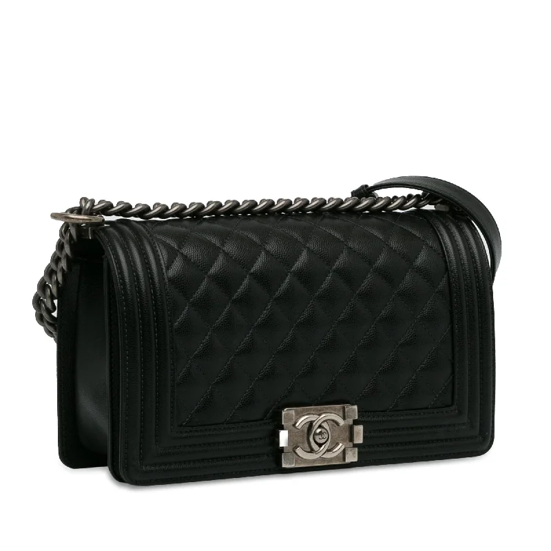 Chanel Lightweight Handbag for Daily ErrandsChanel Medium Caviar Boy Flap (lWJ9nz)