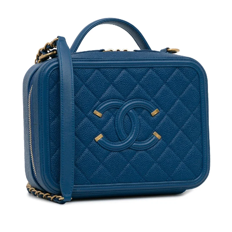 Chanel Colorful Handbag for Spring OutfitsChanel Medium CC Filigree Caviar Vanity Case (hDYH99)