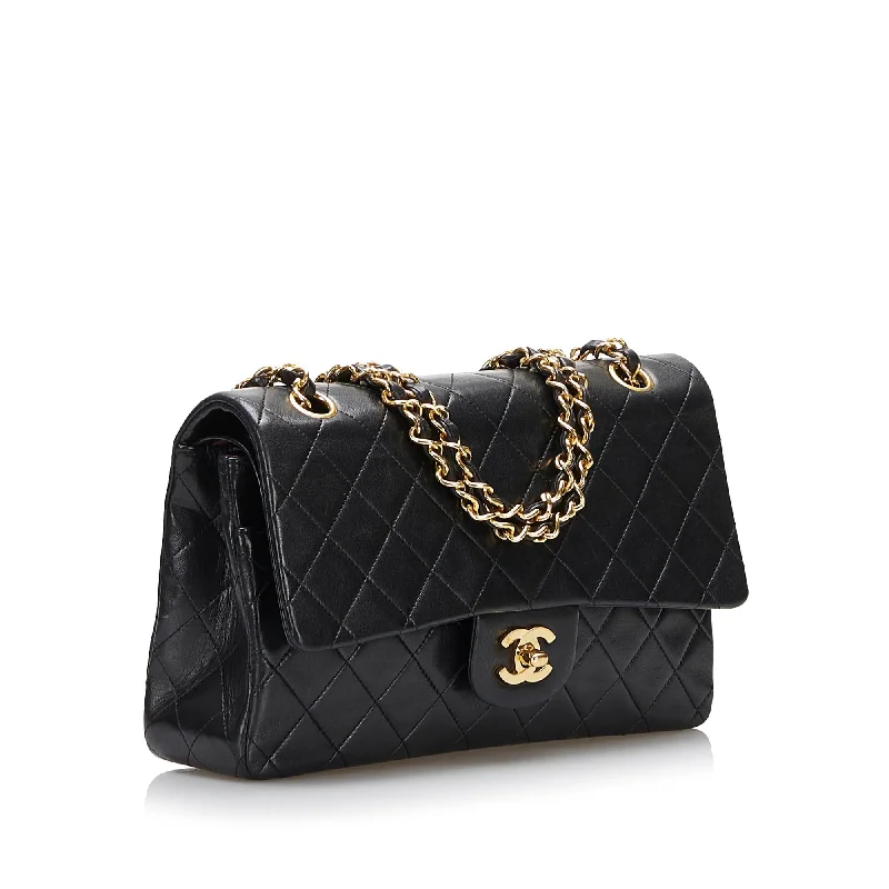 Chanel Designer Handbag with Unique DesignChanel Medium Classic Lambskin Double Flap (6lkMlh)