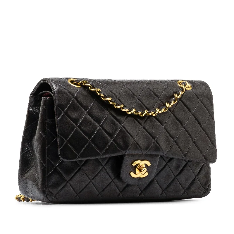 Chanel Medium Tote Bag for Office LadiesChanel Medium Classic Lambskin Double Flap (9q5wHq)