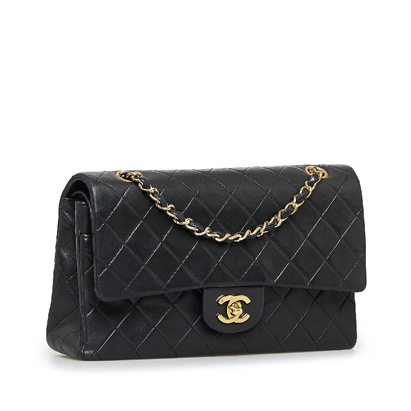 Chanel Quilted Leather Shoulder Bag for FashionistasChanel Medium Classic Lambskin Double Flap (9tj4ol)