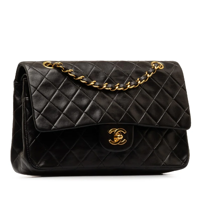 Chanel Black Handbag for Business MeetingsChanel Medium Classic Lambskin Double Flap (e2k5Nf)