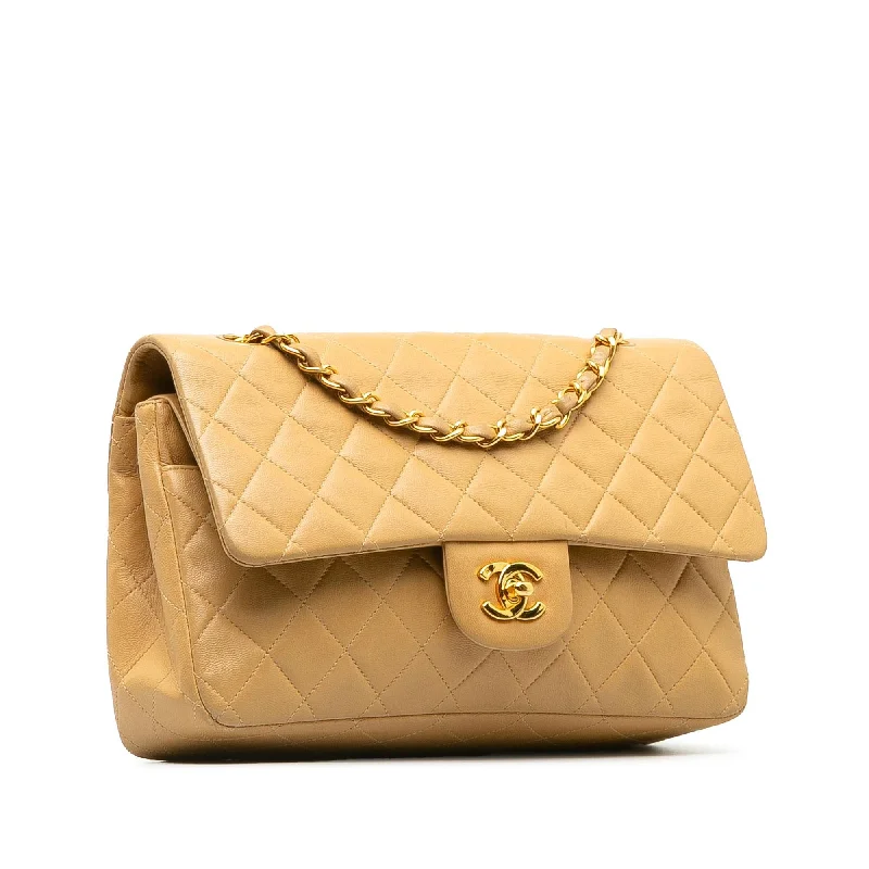 Chanel All - Match Handbag for Versatile StylingChanel Medium Classic Lambskin Double Flap (FTtjY2)