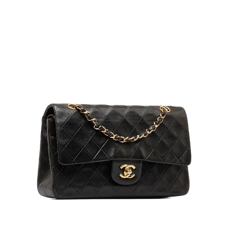 Chanel Chain Strap Handbag for Everyday UseChanel Medium Classic Lambskin Double Flap (Jtchhm)