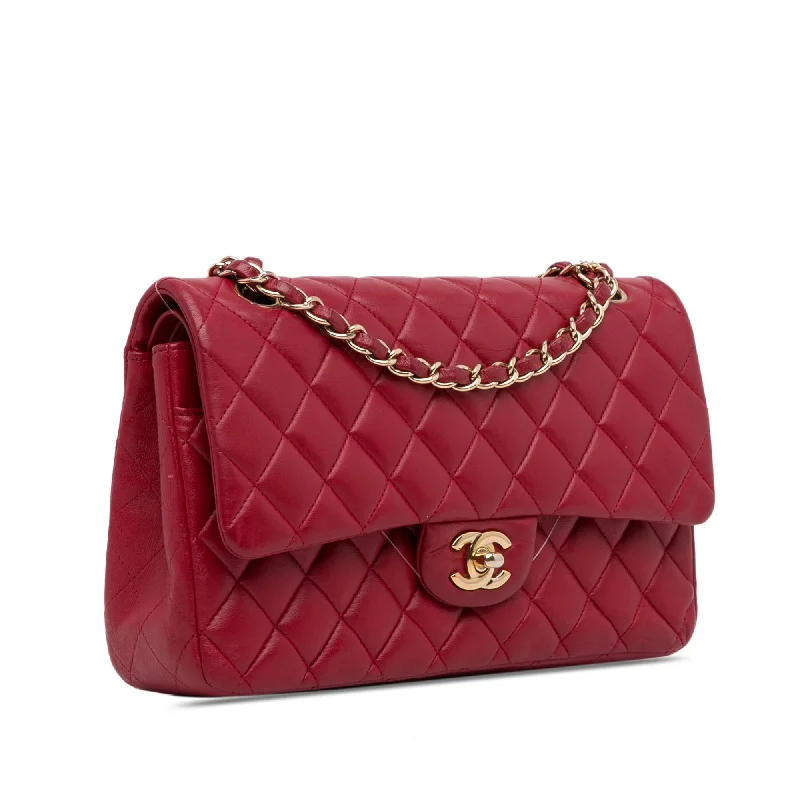 Chanel Lightweight Handbag for Daily ErrandsChanel Medium Classic Lambskin Double Flap (VyY1OR)