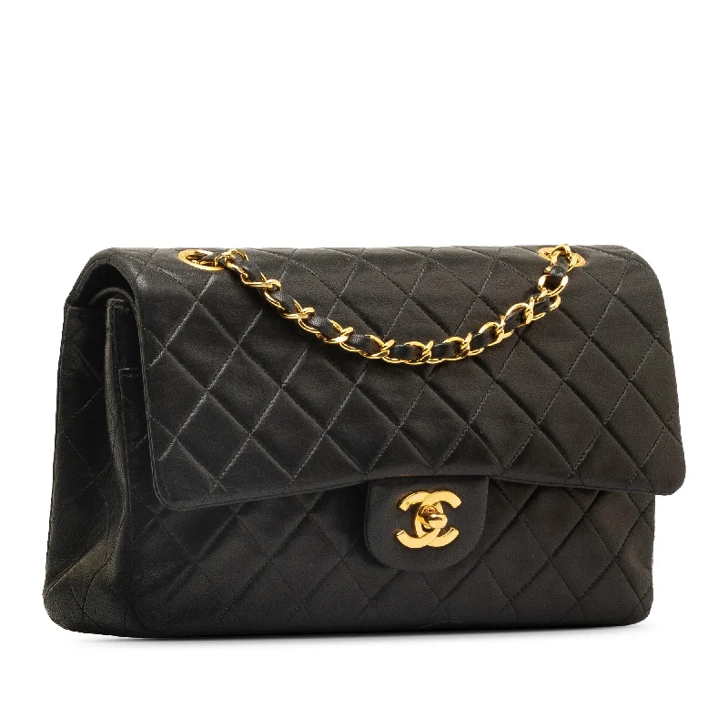 Chanel All - Match Handbag for Versatile StylingChanel Medium Classic Lambskin Double Flap (zFe3qn)