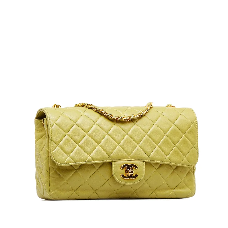 Chanel Colorful Handbag for Spring OutfitsChanel Medium Classic Lambskin Single Flap (aqydrY)