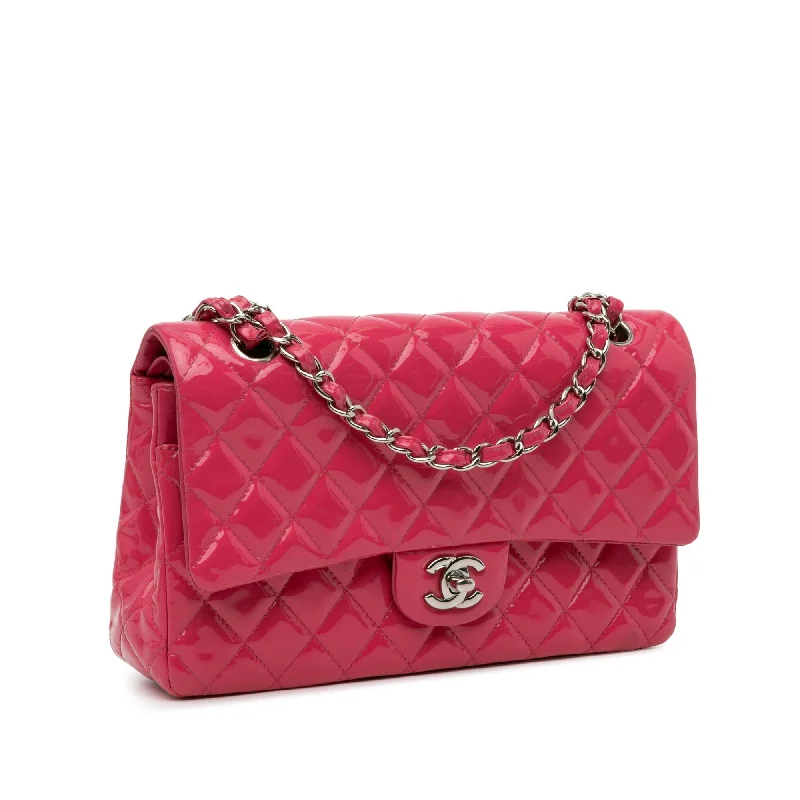 Chanel Handbag with Adjustable Strap for ComfortChanel Medium Classic Patent Double Flap (gwOeOo)