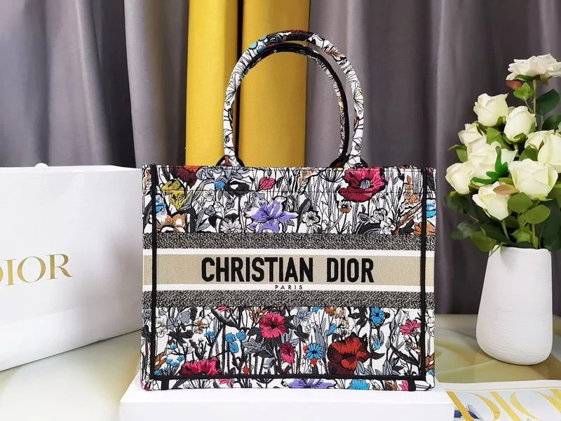 Stylish Christian Dior shoulder bags with a tassel - adorned zipperChristian Dior  Bags - 2732