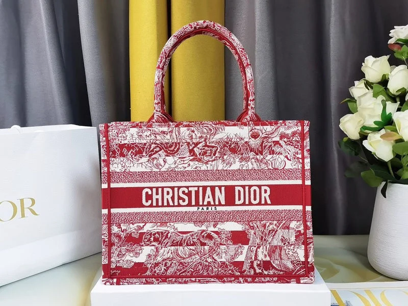 Luxury Christian Dior crossbody bags with a chain - link strapChristian Dior  Bags - 2740