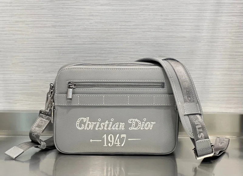 Christian Dior handbags with a removable shoulder strap for versatilityChristian Dior  Bags - 2771