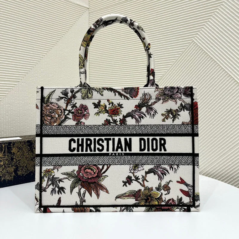 Christian Dior Saddle bags with a patent leather finish for a shiny lookChristian Dior  Bags - 2792