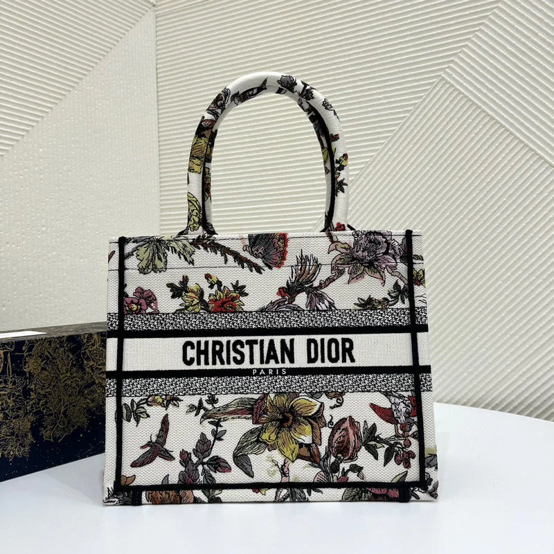 Christian Dior crossbody bags with a front - flap pocket for easy accessChristian Dior  Bags - 2803