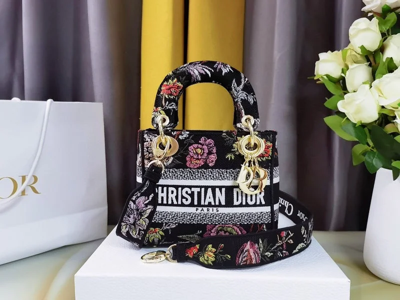 Christian Dior bags with a side - pocket for holding a water bottleChristian Dior  Bags - 2805