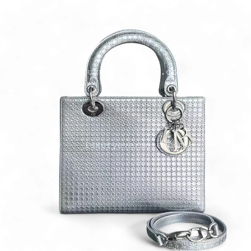 High - fashion Christian Dior bags with a geometric patternDior Lady Medium - Metallic Micro-cannage Silver Hardware