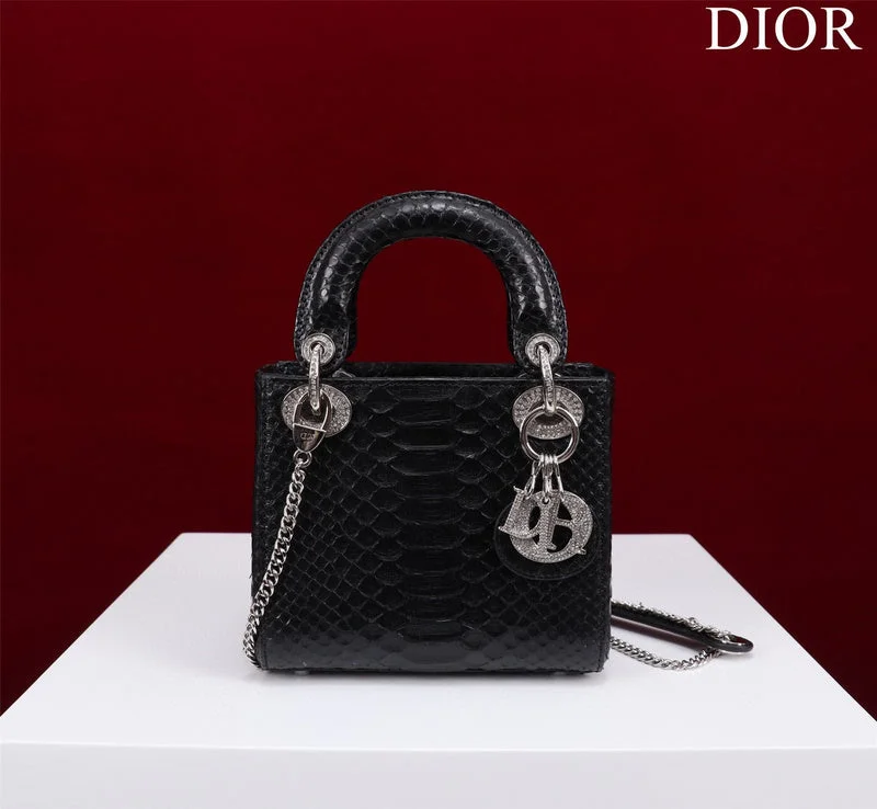 Christian Dior bags with a quilted pattern and gold - toned hardwareDior Bag