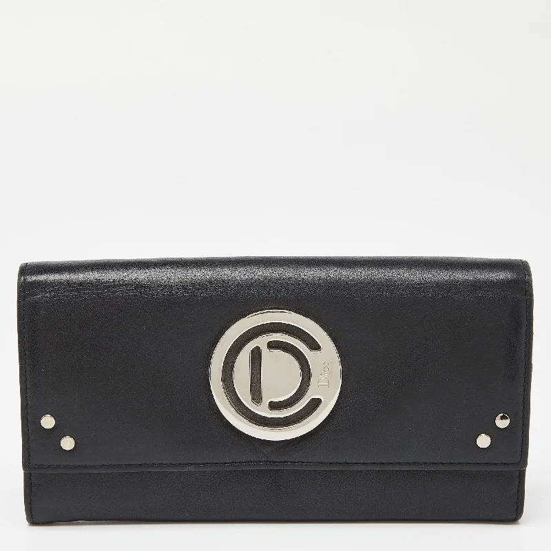 Fashion - forward Christian Dior tote bags for the modern womanDIOR Black Leather Flap Continental Wallet