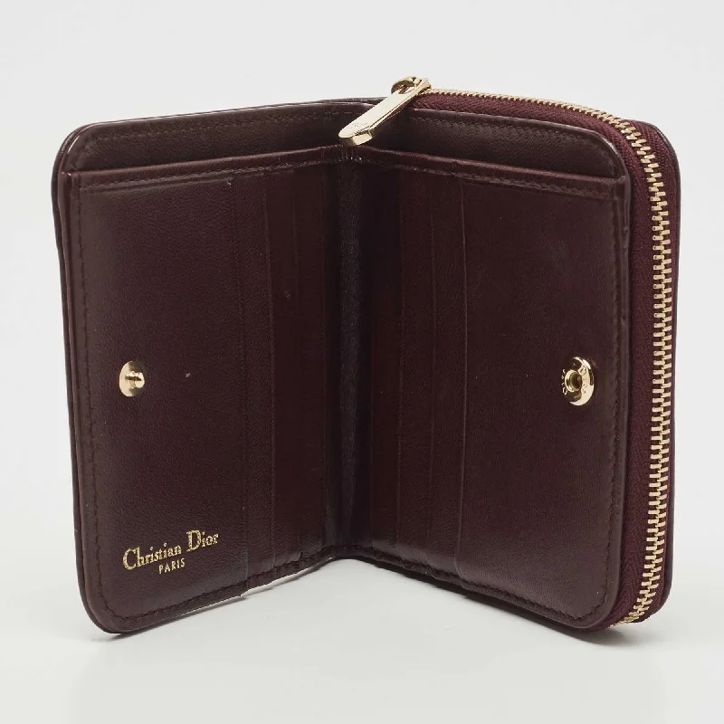 High - fashion Christian Dior bags with a geometric patternChristian Dior Burgundy Leather ama Zip Compact Wallet