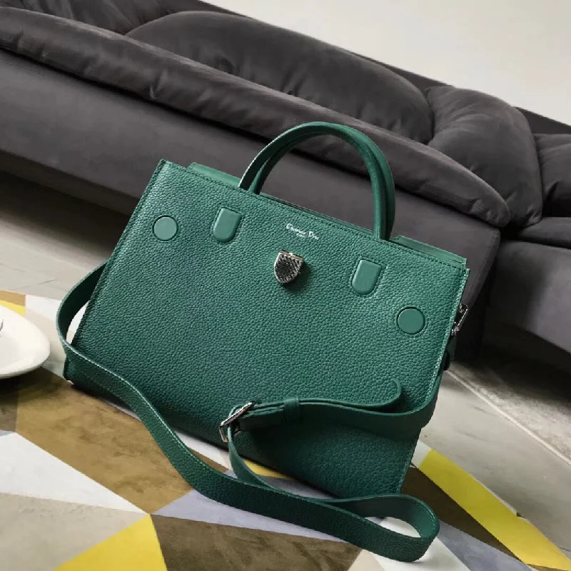 Christian Dior handbags with a removable shoulder strap for versatilityChristian Diorever Tote Bag In Green Calfskin Leather