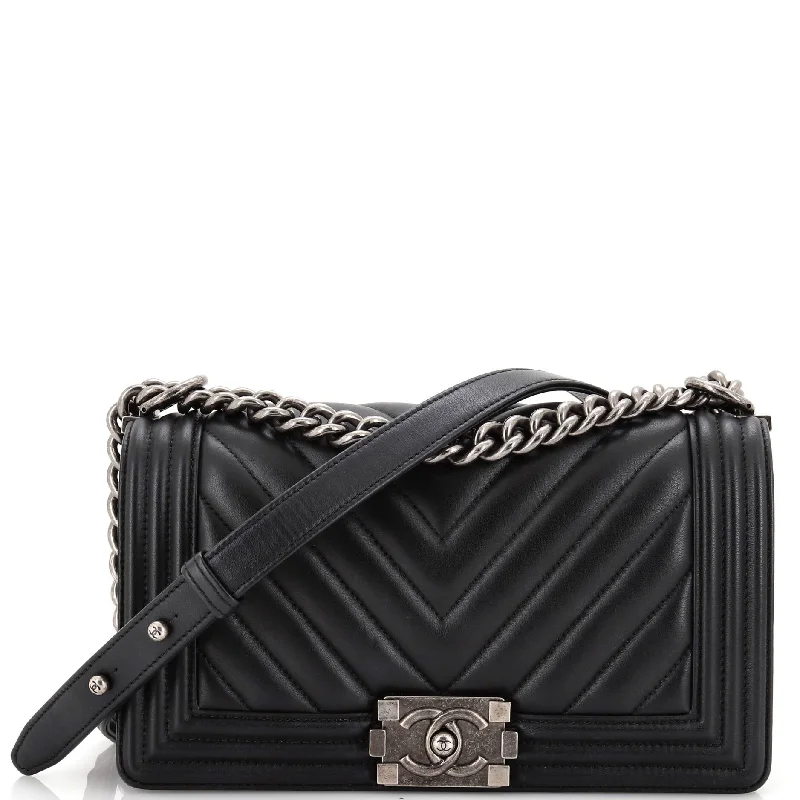 Christian Dior handbags with a snap - button closure and a decorative buckleBoy Flap Bag Chevron Lambskin Old Medium